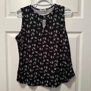 NWOT Stitch Wurks Sleeveless Top. Size L